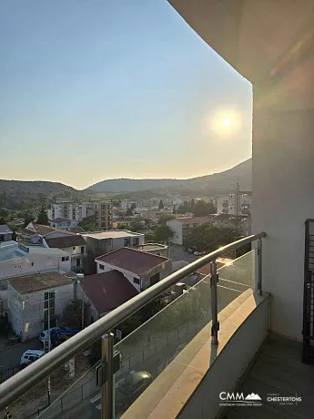 Sutomore'de Teraslı Modern 29 m² Stüdyo Daire
